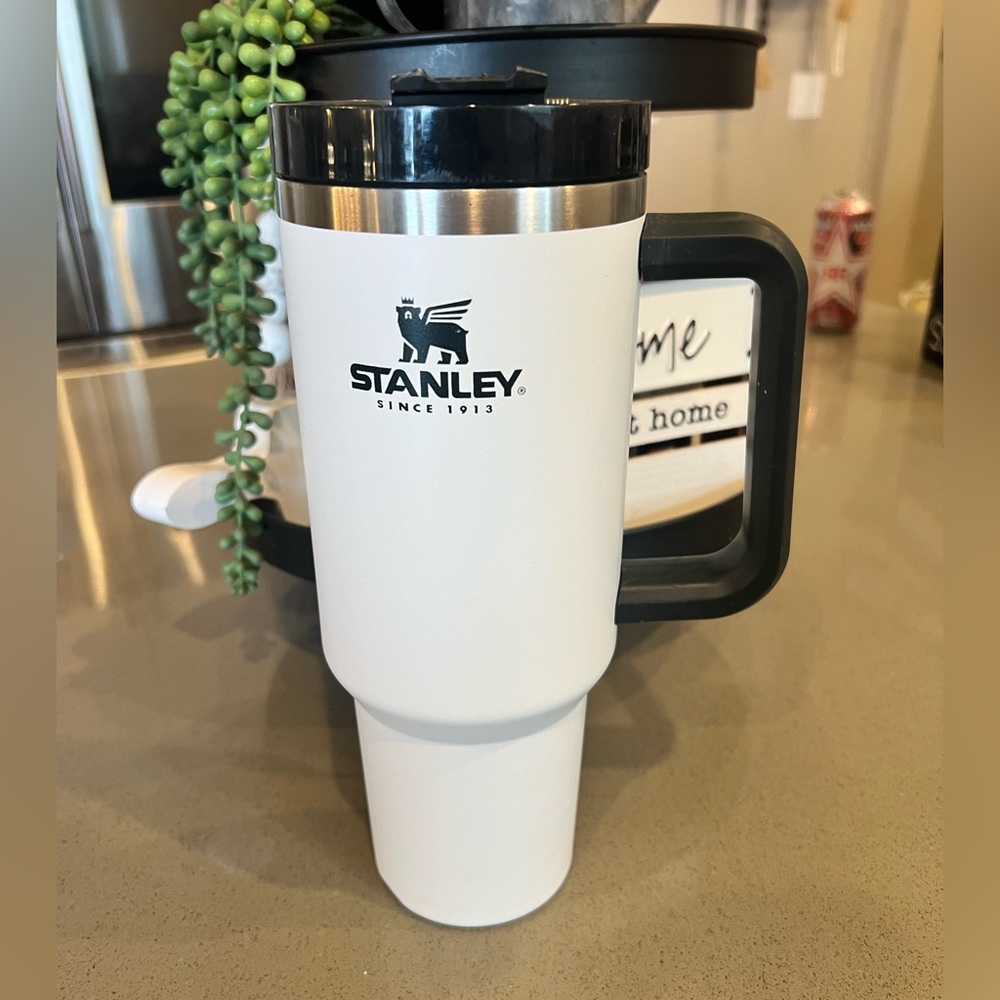 OG Polar Stanley